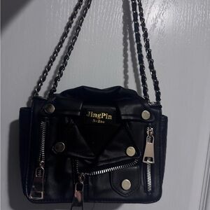 JingPin Black Crossbody Bag with Chain Straps
